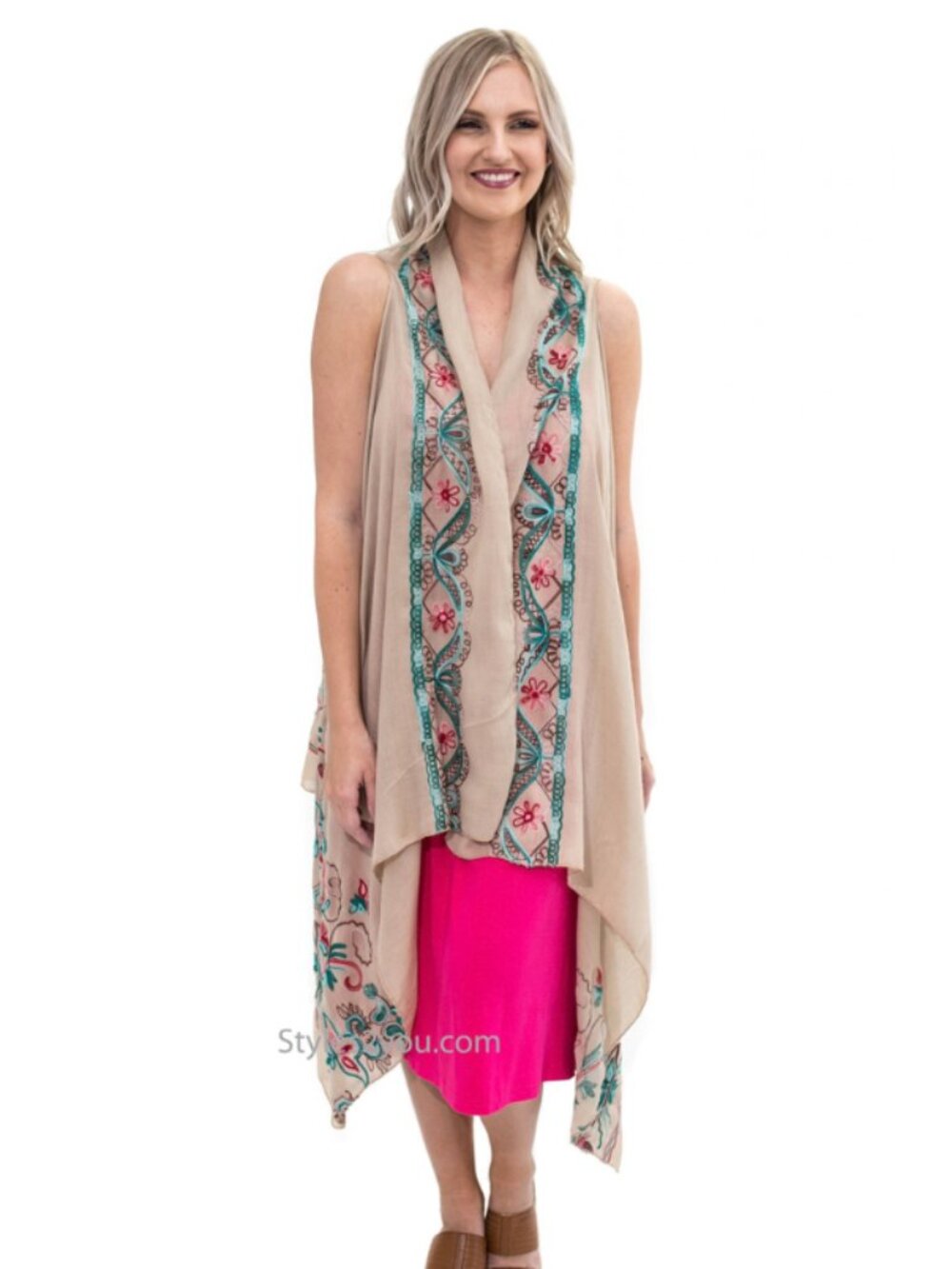 NWT PRETTY ANGEL Steffanie Embroidered Sleeveless Cardigan Scarf Shawl Carmel